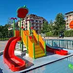 Tarsis Club & Aquapark Szálloda 4*