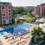 ホテル Tarsis Club & Aquapark 4*