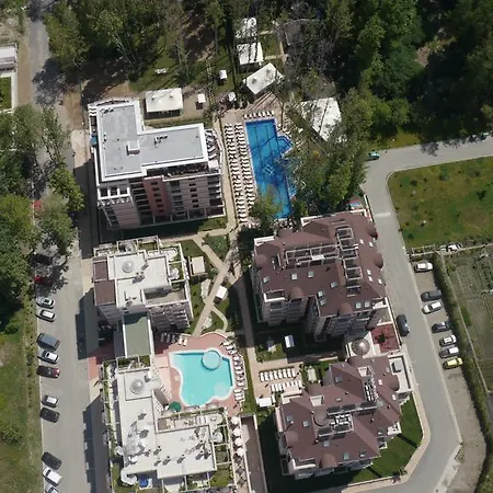 Tarsis Club & Aquapark Hotell Slăntjev Brjag