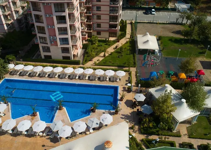 Tarsis Club & Aquapark Hotel