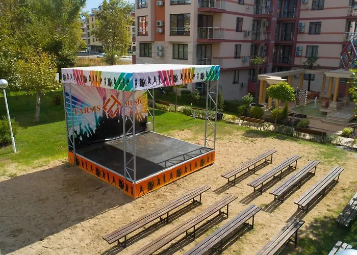 Tarsis Club & Aquapark 4*