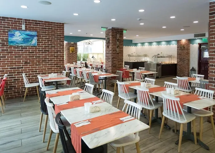 Tarsis Club & Aquapark 4* Sunny Beach