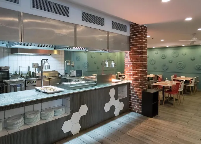 Tarsis Club & Aquapark Hotel Sunny Beach