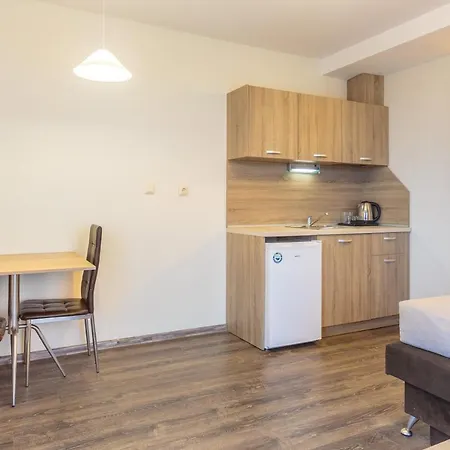 Готель Tarsis Club & Aquapark Сонячний Берег