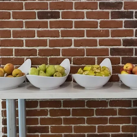 Tarsis Club & Aquapark Готель