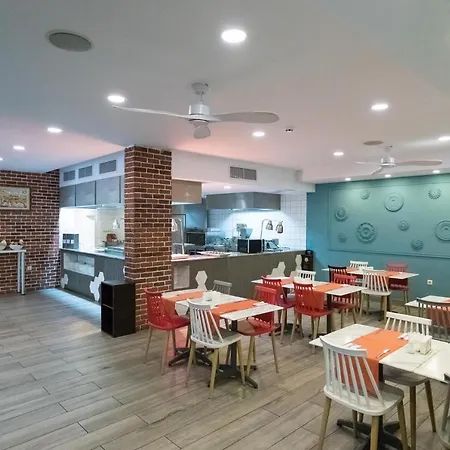Tarsis Club & Aquapark Lägenhetshotell 4*