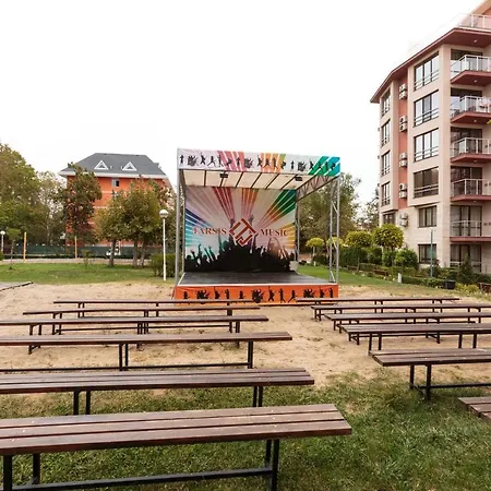 Tarsis Club & Aquapark 4*