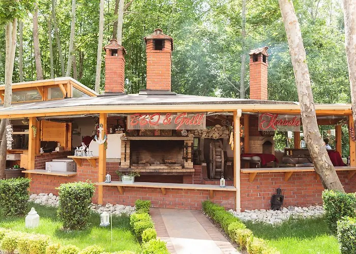 Tarsis Club & Aquapark Сонячний Берег