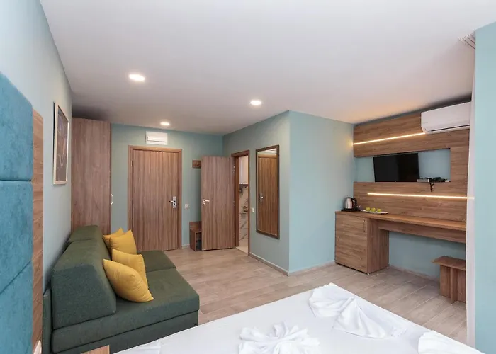 Tarsis Club & Aquapark 4*