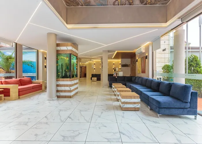 Tarsis Club & Aquapark 4* Сонячний Берег