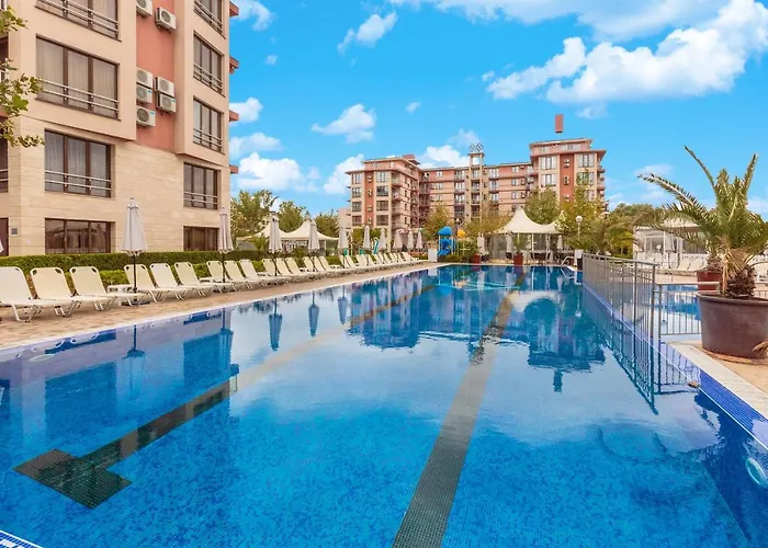 Tarsis Club & Aquapark 4* Сонячний Берег