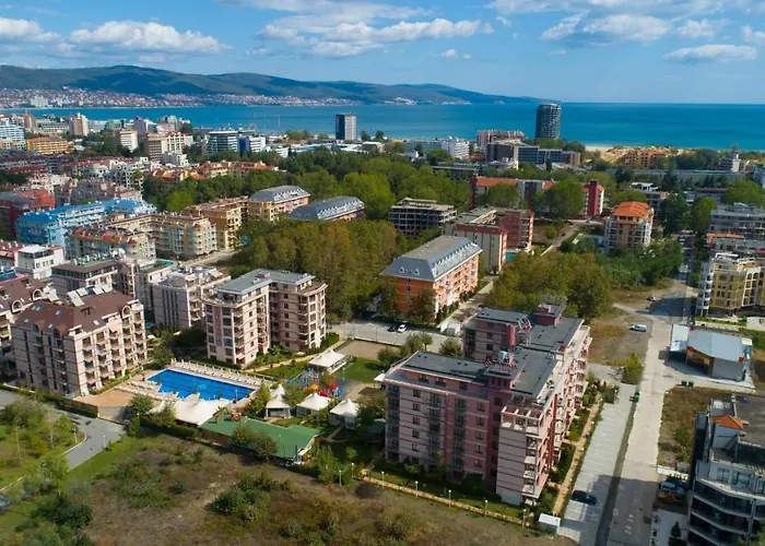 Tarsis Club & Aquapark 4* Sunny Beach